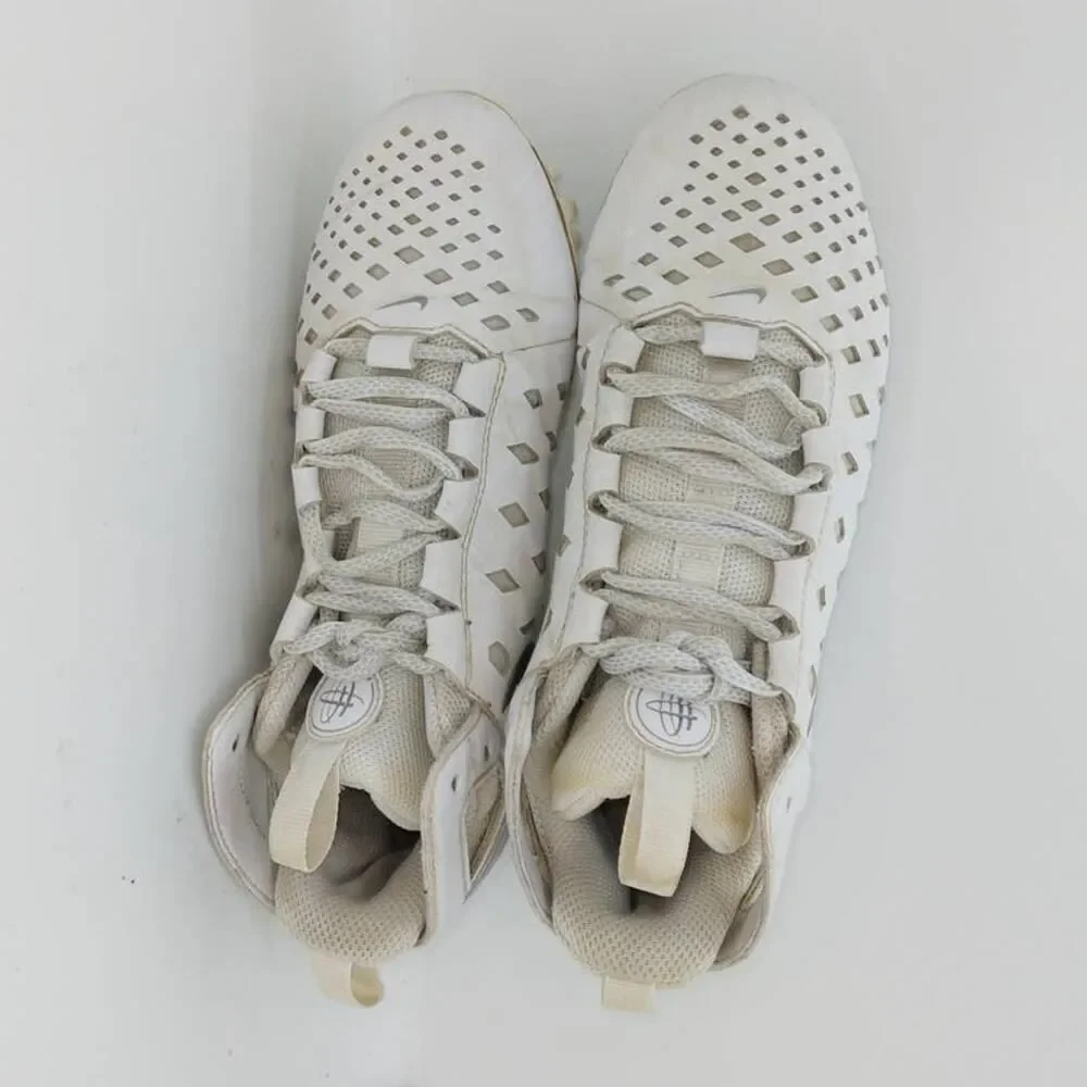 Nike Huarache Boy's Pre-owned White & Silver Baseball Cleats - sz. 4Y WOW!!